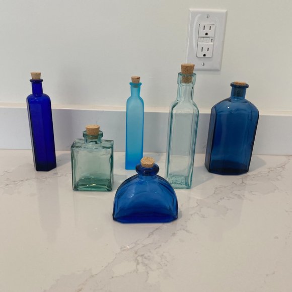 Apothecary Bottles, Set Of Six, Various Sizes, Blue And Green, With Corks - Picture 16 of 16